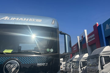 ŷ������3 7L���� 350���� 4X2 �ɰ���9�� AMT�Զ��� �߶� 6.8���Ű������ػ���ͼƬ