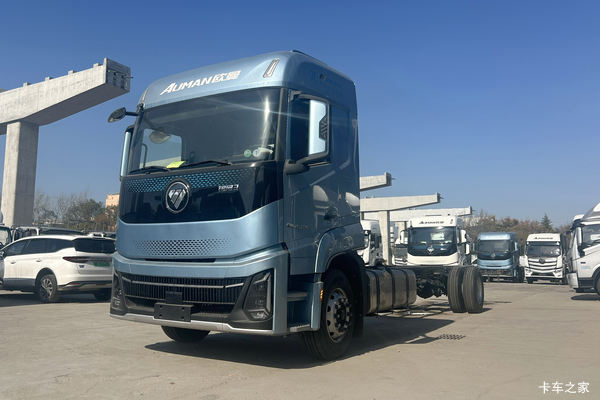 本次“欧曼重卡 银河3 载货车优惠促销活动”,共计5款车型参与。