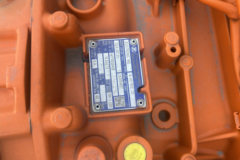 欧曼银河3 7L柴油 350马力 4X2 采埃孚9档 AMT自动档 高顶 6.8米排半栏板载货车