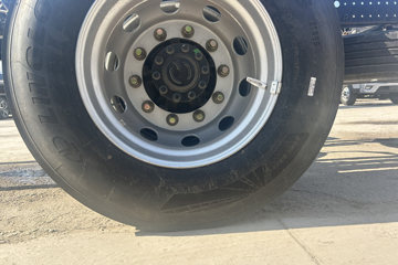 ŷ������3 7L���� 350���� 4X2 �ɰ���9�� AMT�Զ��� �߶� 6.8���Ű������ػ���ͼƬ