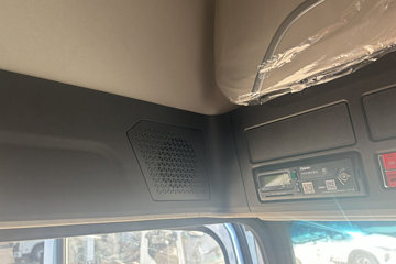 ŷ������3 7L���� 350���� 4X2 �ɰ���9�� AMT�Զ��� �߶� 6.8���Ű������ػ���ͼƬ