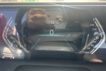 ŷ������3 7L���� 350���� 4X2 �ɰ���9�� AMT�Զ��� �߶� 6.8���Ű������ػ���ͼƬ