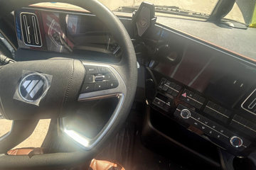 ŷ������3 7L���� 350���� 4X2 �ɰ���9�� AMT�Զ��� �߶� 6.8���Ű������ػ���ͼƬ