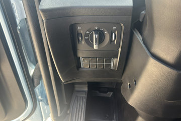 ŷ������3 7L���� 350���� 4X2 �ɰ���9�� AMT�Զ��� �߶� 6.8���Ű������ػ���ͼƬ