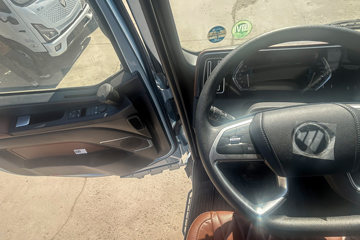 ŷ������3 7L���� 350���� 4X2 �ɰ���9�� AMT�Զ��� �߶� 6.8���Ű������ػ���ͼƬ