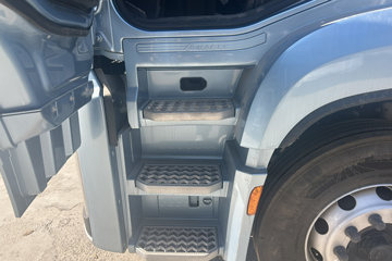 ŷ������3 7L���� 350���� 4X2 �ɰ���9�� AMT�Զ��� �߶� 6.8���Ű������ػ���ͼƬ