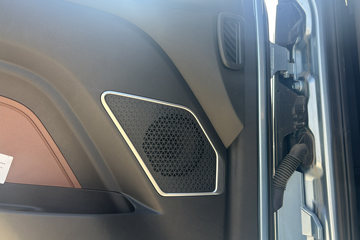 ŷ������3 7L���� 350���� 4X2 �ɰ���9�� AMT�Զ��� �߶� 6.8���Ű������ػ���ͼƬ