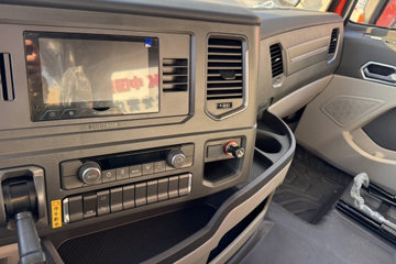 �������� HOWO TS7 350���� 4X2 9.55����س�ͼƬ