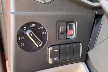 �������� HOWO TS7 350���� 4X2 9.55����س�ͼƬ