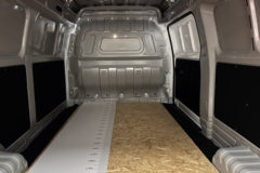 奇瑞商用车 海豚K7 豪华版 2座 纯电动封闭货车 开瑞62.98kWh