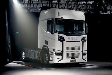 斯堪尼亚NEXT ERA系列 柴油 460马力 4X2 牵引车