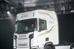 斯堪尼亚NEXT ERA系列 柴油 500马力 6X2R 牵引车