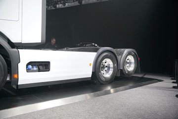 ˹������NEXT ERAϵ�� ���� 500���� 6X2R ǣ����ͼƬ