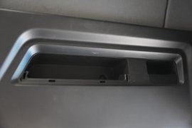 广汽T9&nbsp;电动牵引车驾驶室图片