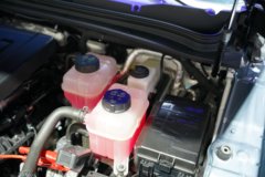 江淮皮卡 悍途PHEV 2025款 豪华型 四驱 短轴插电式混合动力双排皮卡 31.2kWh