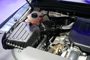 ����Ƥ�� ��;PHEV 2025�� ������ ���� ������ʽ��϶���˫��Ƥ�� 31.2kWhͼƬ