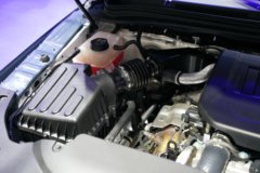 江淮皮卡 悍途PHEV 2025款 豪华型 四驱 短轴插电式混合动力双排皮卡 31.2kWh