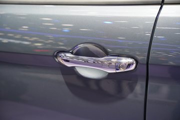 ����Ƥ�� ��;PHEV 2025�� ������ ���� ������ʽ��϶���˫��Ƥ�� 31.2kWhͼƬ