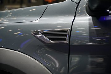 ����Ƥ�� ��;PHEV 2025�� ������ ���� ������ʽ��϶���˫��Ƥ�� 31.2kWhͼƬ