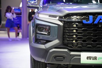 ����Ƥ�� ��;PHEV 2025�� ������ ���� ������ʽ��϶���˫��Ƥ�� 31.2kWhͼƬ