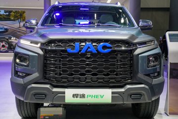 ����Ƥ�� ��;PHEV 2025�� ������ ���� ������ʽ��϶���˫��Ƥ�� 31.2kWhͼƬ