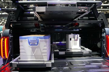 ����Ƥ�� ��;PHEV 2025�� ������ ���� ������ʽ��϶���˫��Ƥ�� 31.2kWhͼƬ