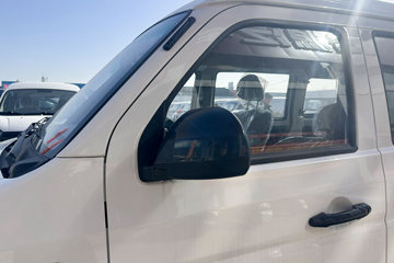 SRM��ԴС��ʨX30 2023�� ������ 1.5L CNG 86���� 6��΢��ͼƬ