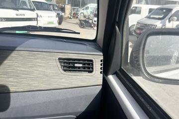 SRM��ԴС��ʨX30 2023�� ������ 1.5L CNG 86���� 6��΢��ͼƬ