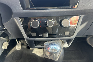 SRM��ԴС��ʨX30 2023�� ������ 1.5L CNG 86���� 6��΢��ͼƬ