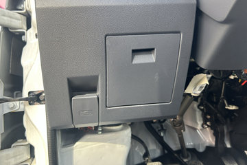 SRM��ԴС��ʨX30 2023�� ������ 1.5L CNG 86���� 6��΢��ͼƬ