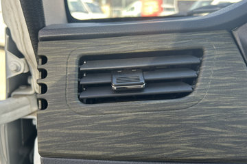 SRM��ԴС��ʨX30 2023�� ������ 1.5L CNG 86���� 6��΢��ͼƬ