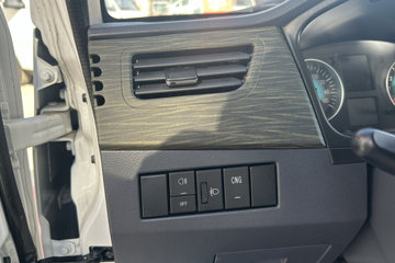 SRM��ԴС��ʨX30 2023�� ������ 1.5L CNG 86���� 6��΢��ͼƬ