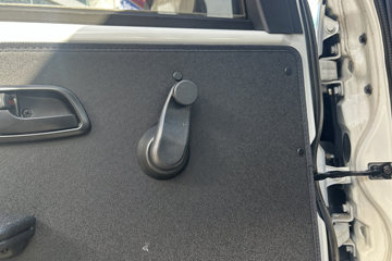 SRM��ԴС��ʨX30 2023�� ������ 1.5L CNG 86���� 6��΢��ͼƬ