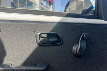 SRM��ԴС��ʨX30 2023�� ������ 1.5L CNG 86���� 6��΢��ͼƬ