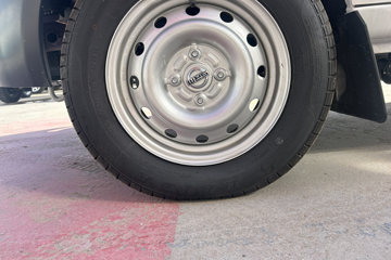 SRM��ԴС��ʨX30 2023�� ������ 1.5L CNG 86���� 6��΢��ͼƬ