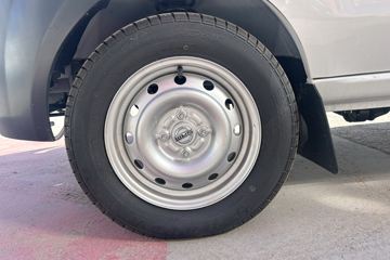 SRM��ԴС��ʨX30 2023�� ������ 1.5L CNG 86���� 6��΢��ͼƬ