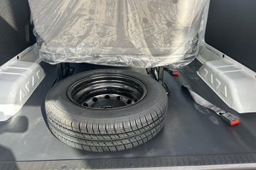 SRM��ԴС��ʨX30 2023�� ������ 1.5L CNG 86���� 6��΢��ͼƬ