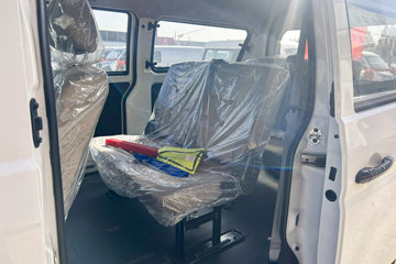 SRM��ԴС��ʨX30 2023�� ������ 1.5L CNG 86���� 6��΢��ͼƬ