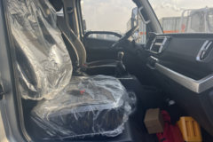 时代领航S1 2.3L柴油 122马力 万里扬5档 3.85米单排栏板微卡 时代领航S1 2.3L柴油 122马力 万里扬5档 3.85米单排栏板微卡