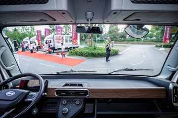 �������ó� ���� ���������� 4.2�׵��Ŵ��綯��ʽ�Ῠ ����ʱ��120.27kWhͼƬ