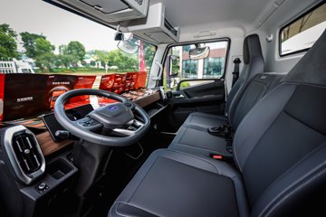 �������ó� ���� ���������� 4.2�׵��Ŵ��綯��ʽ�Ῠ ����ʱ��120.27kWhͼƬ