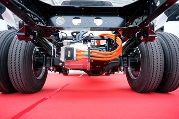 �������ó� ���� ���������� 4.2�׵��Ŵ��綯��ʽ�Ῠ ����ʱ��120.27kWhͼƬ