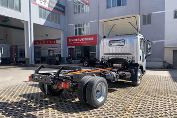 ����HOWO���� 4.15�׵��Ŵ��綯��դʽ�Ῠ �й�����134.02kWhͼƬ