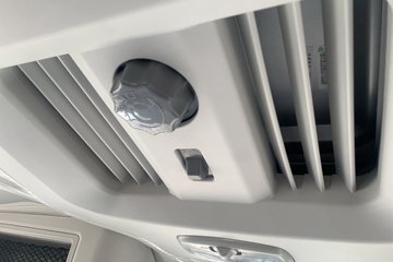 ����HOWO���� 4.15�׵��Ŵ��綯��դʽ�Ῠ �й�����134.02kWhͼƬ