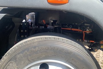 ����HOWO���� 4.15�׵��Ŵ��綯��դʽ�Ῠ �й�����134.02kWhͼƬ