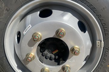 ����HOWO���� 4.15�׵��Ŵ��綯��դʽ�Ῠ �й�����134.02kWhͼƬ