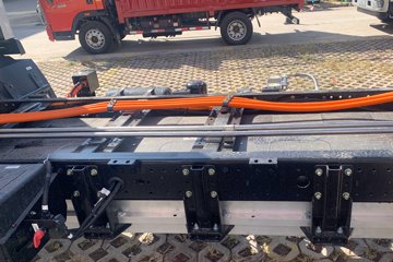 ����HOWO���� 4.15�׵��Ŵ��綯��դʽ�Ῠ �й�����134.02kWhͼƬ