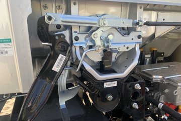 ����HOWO���� 4.15�׵��Ŵ��綯��դʽ�Ῠ �й�����134.02kWhͼƬ