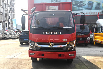 福田瑞沃金刚S1 2.5L柴油 200马力 4X2 10档 3.18米自卸车