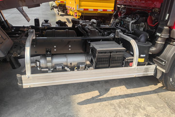 �������� ���S1 150���� 4X2 3.18����ж��ͼƬ